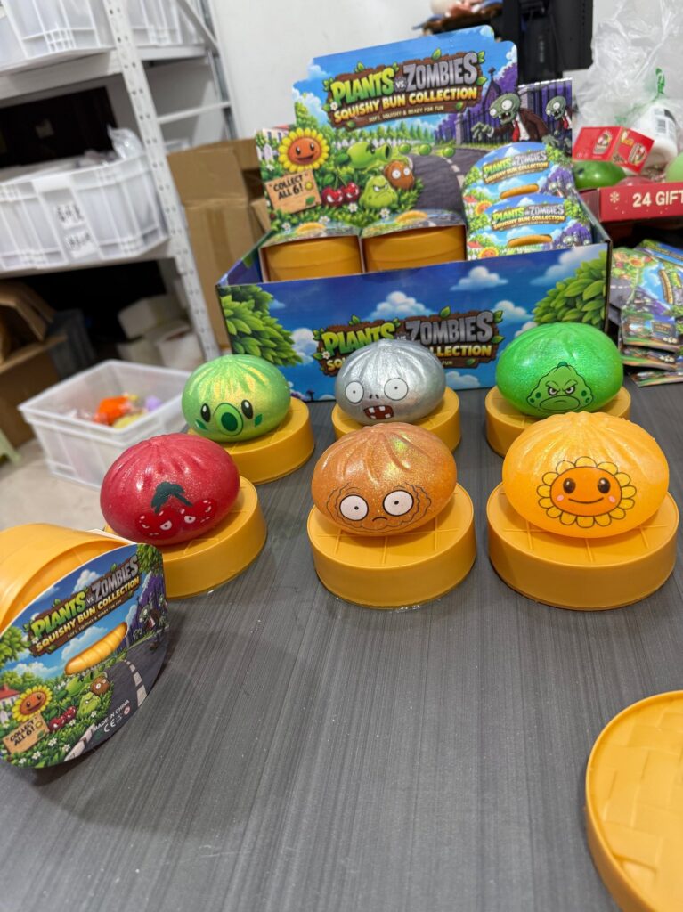 Plant & Monster Theme Bun Blind Box Squishy Toy, Slow Rising Soft Squeeze Stress Relief Fidget Toy, Collectible Surprise Gift for Kids